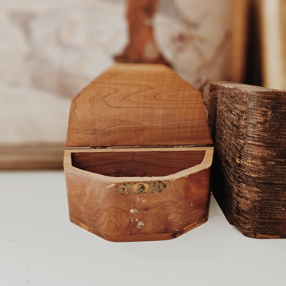 Vintage Wooden Trinket Box - Picture 5 of 8
